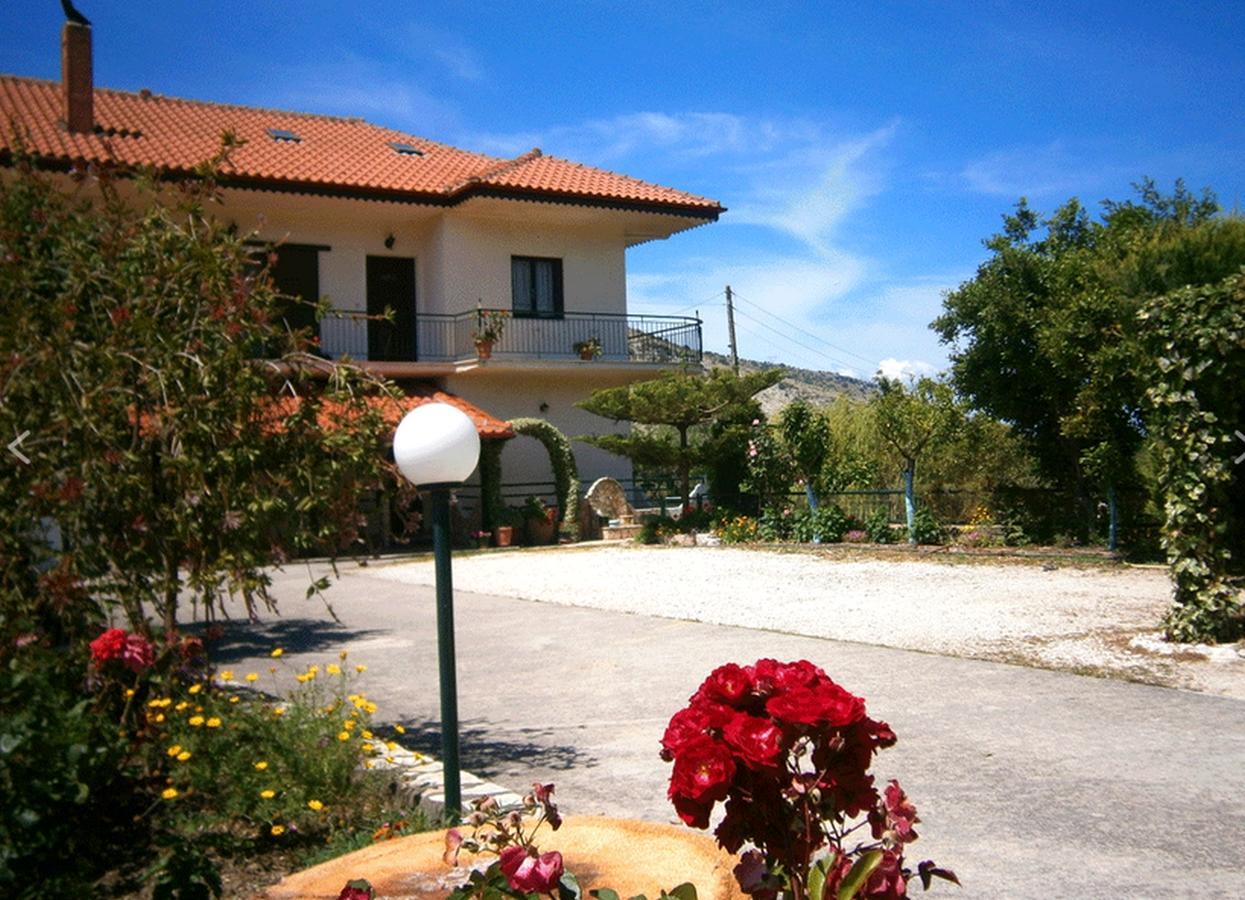 Georgia'S Little Village Plataria Exteriér fotografie